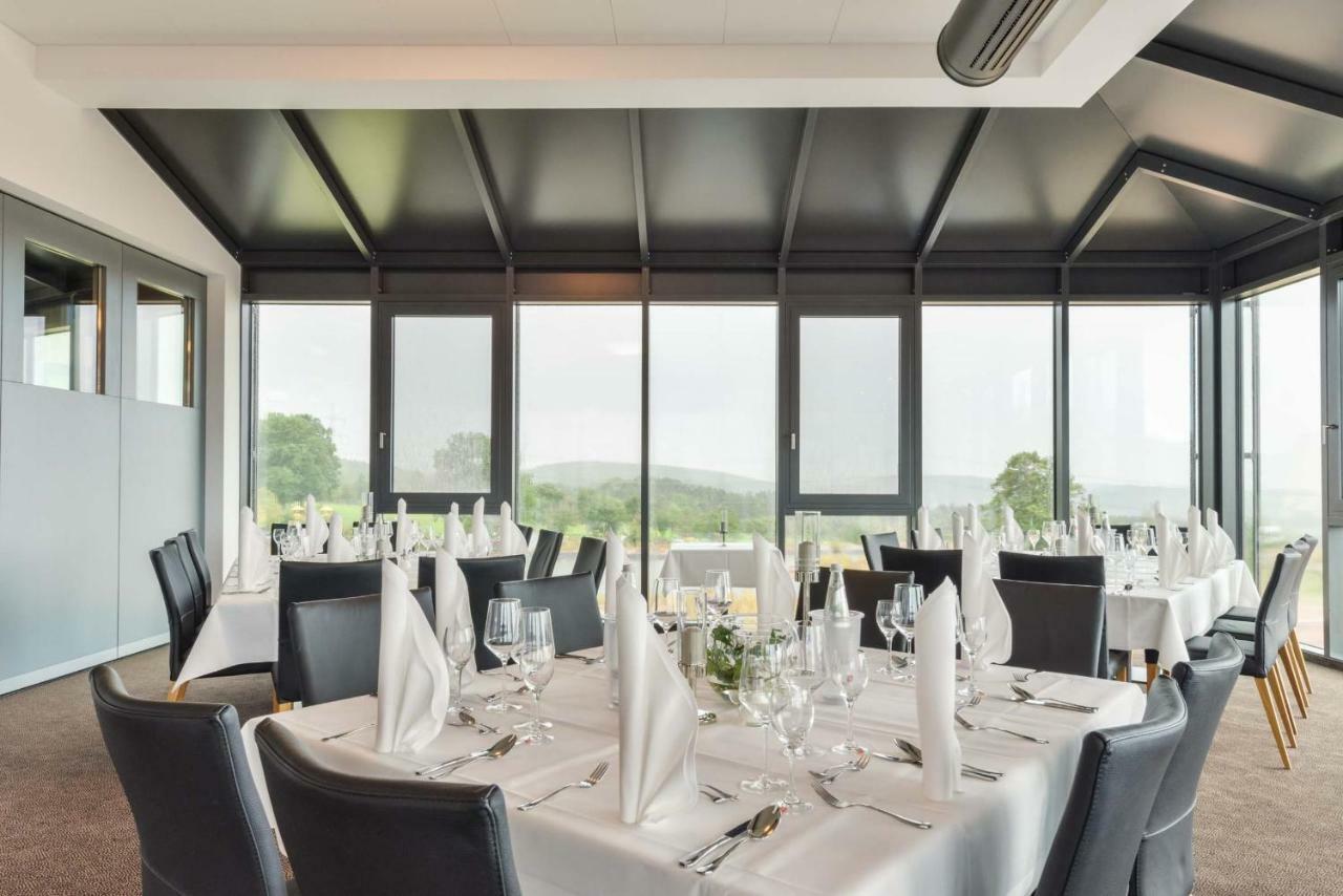 Hotel & Golfrestaurant Gut Wissmannshof Staufenberg  Экстерьер фото