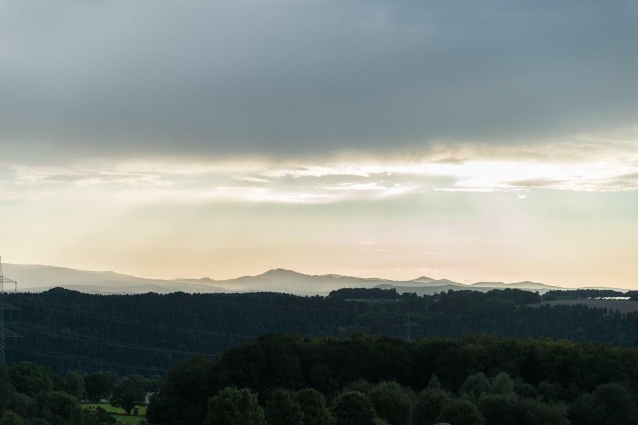 Hotel & Golfrestaurant Gut Wissmannshof Staufenberg  Экстерьер фото