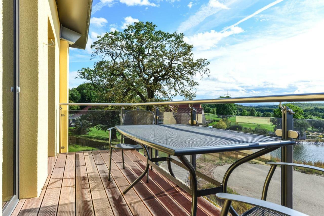 Hotel & Golfrestaurant Gut Wissmannshof Staufenberg  Экстерьер фото