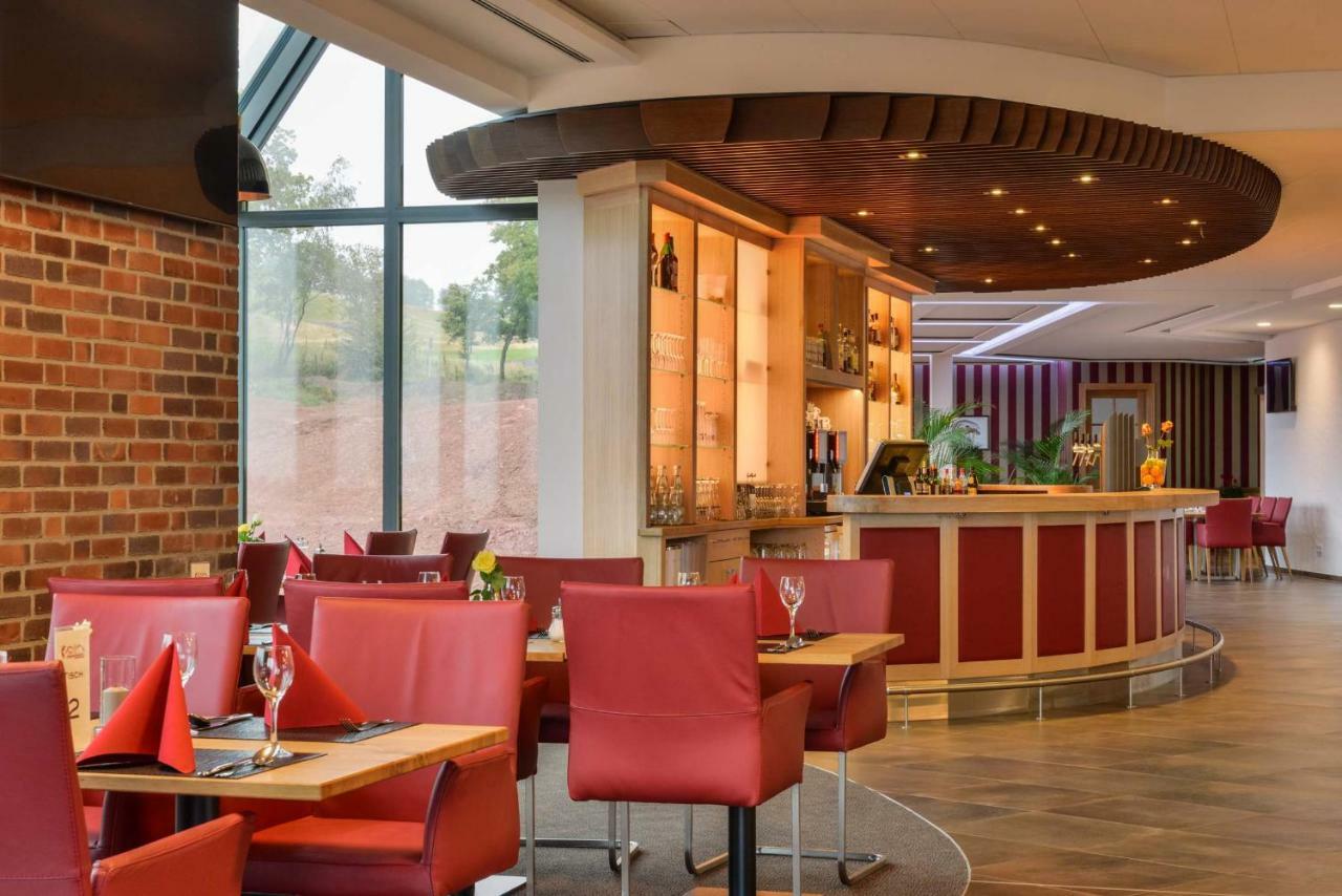 Hotel & Golfrestaurant Gut Wissmannshof Staufenberg  Экстерьер фото