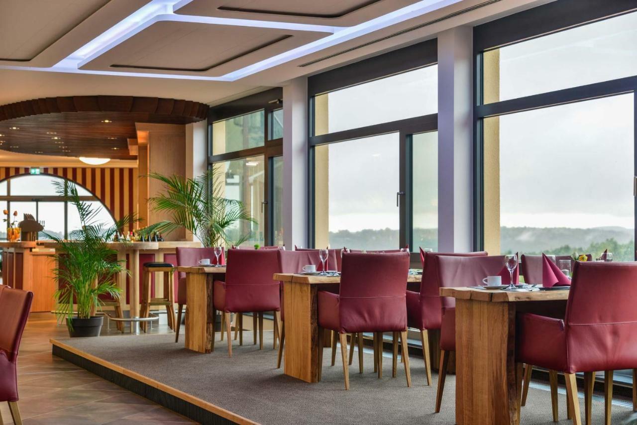 Hotel & Golfrestaurant Gut Wissmannshof Staufenberg  Экстерьер фото