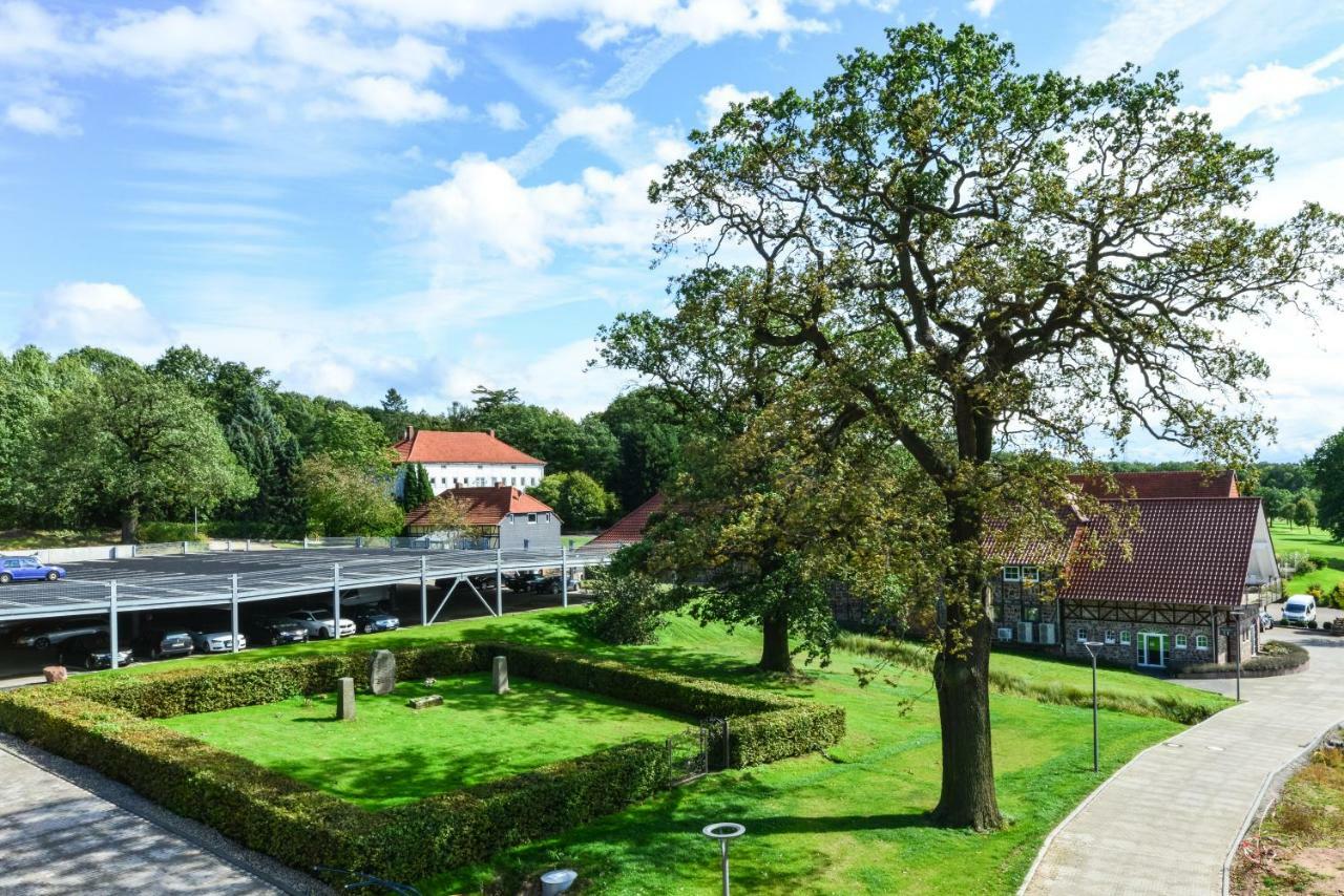 Hotel & Golfrestaurant Gut Wissmannshof Staufenberg  Экстерьер фото