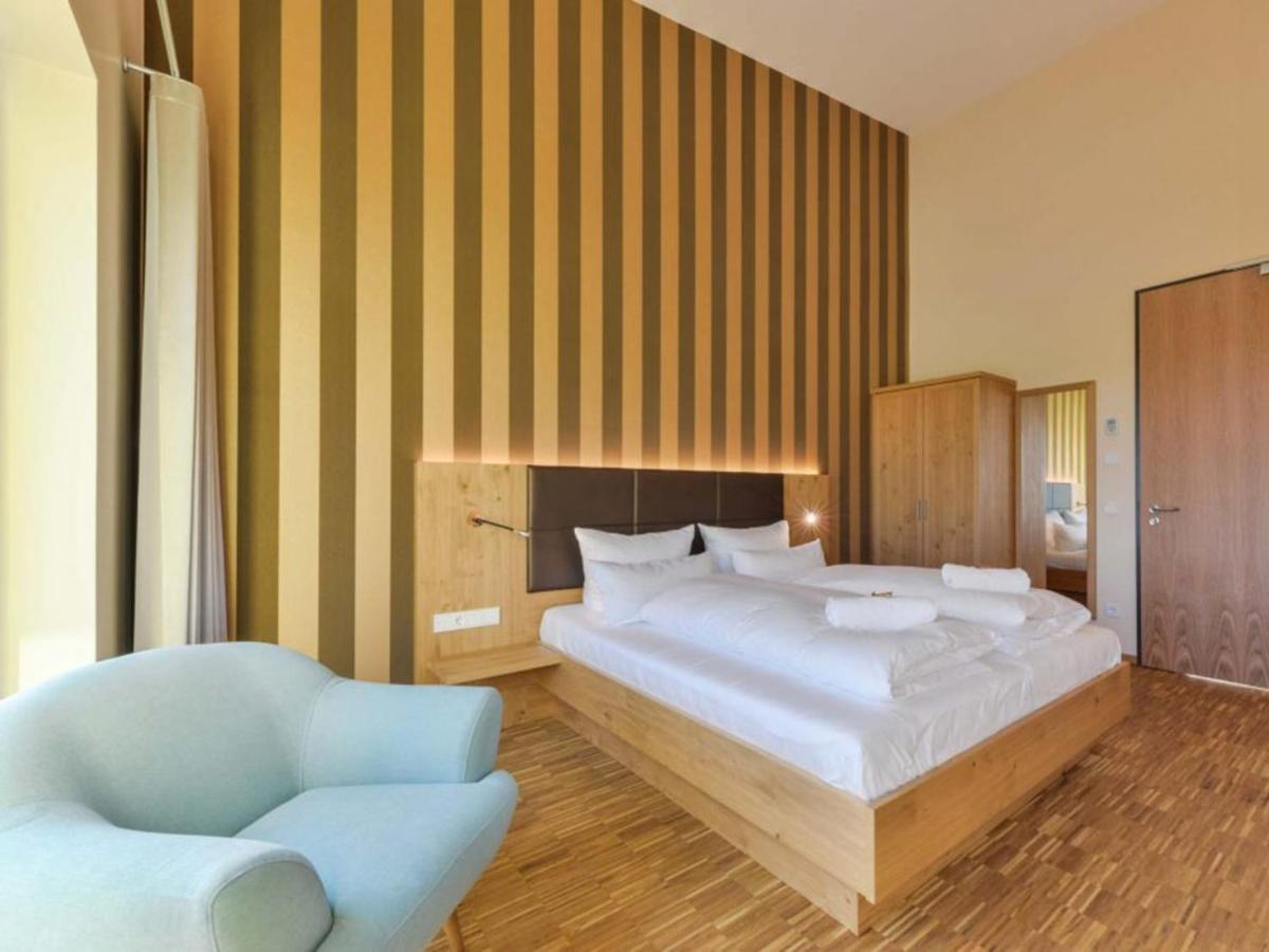 Hotel & Golfrestaurant Gut Wissmannshof Staufenberg  Экстерьер фото